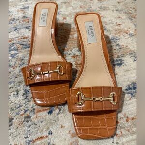 STEVEN New York ‘Laytin’ Tan Croc-Embossed leather slide with Gold Accent